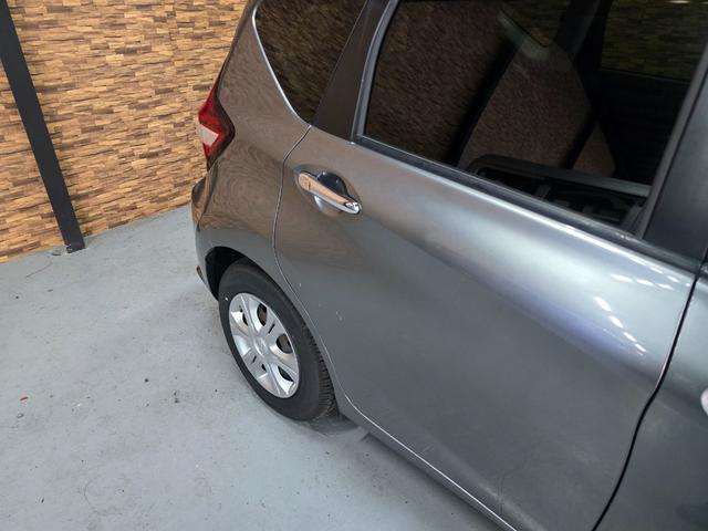 ノート ｅ－パワー　Ｘ　ナビ　ＴＶ　クリアランスソナー　レーンアシスト　衝突被害軽減システム　スマートキー　電動格納ミラー　ＣＶＴ　盗難防止システム　衝突安全ボディ　ＡＢＳ　ＥＳＣ　ミュージックプレイヤー接続可（27枚目）