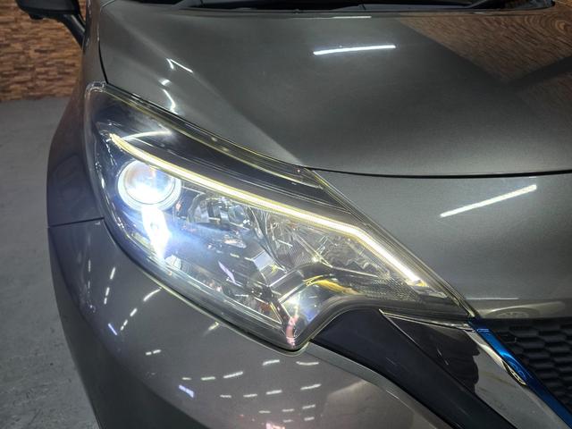 ノート ｅ－パワー　Ｘ　ナビ　ＴＶ　クリアランスソナー　レーンアシスト　衝突被害軽減システム　スマートキー　電動格納ミラー　ＣＶＴ　盗難防止システム　衝突安全ボディ　ＡＢＳ　ＥＳＣ　ミュージックプレイヤー接続可（29枚目）