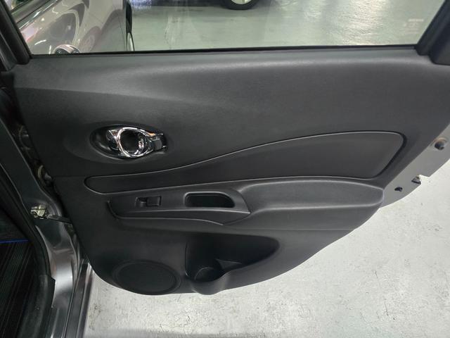 ノート ｅ－パワー　Ｘ　ナビ　ＴＶ　クリアランスソナー　レーンアシスト　衝突被害軽減システム　スマートキー　電動格納ミラー　ＣＶＴ　盗難防止システム　衝突安全ボディ　ＡＢＳ　ＥＳＣ　ミュージックプレイヤー接続可（39枚目）