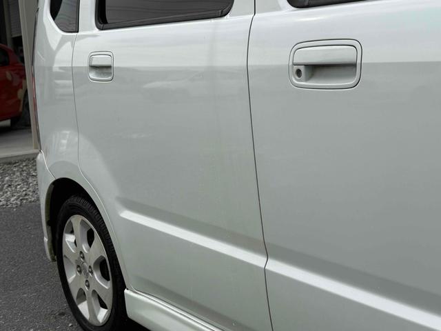 ワゴンＲ ＦＸ－Ｓリミテッド　ベンチシート　ＡＴ　盗難防止システム　ＣＤ　ＭＤ　アルミホイール　衝突安全ボディ　エアコン　パワーステアリング　パワーウィンドウ（23枚目）