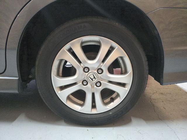 フィットシャトルハイブリッド ハイブリッド・ナビプレミアムセレクション　ハイブリッド　バックカメラ　ナビ　ＴＶ　クリアランスソナー　オートクルーズコントロール　ＨＩＤ　スマートキー　電動格納ミラー　ＣＶＴ　盗難防止システム　衝突安全ボディ　アルミホイール　ＣＤ　ＡＢＳ（56枚目）