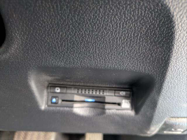 【ＥＴＣ】今やカーライフにおける重要性はナビにも匹敵するのではないでしょうか？セットアップを行うことで利用可能になります！