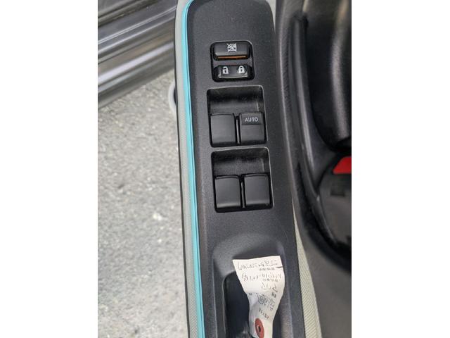 アクア Ｓ　ナビ　ＴＶ　アルミホイール　スマートキー　電動格納ミラー　ＣＶＴ　衝突安全ボディ　ＡＢＳ　ＥＳＣ　Ｂｌｕｅｔｏｏｔｈ　エアコン　パワーステアリング　パワーウィンドウ（9枚目）