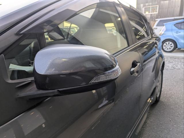 アクア Ｓ　ナビ　ＴＶ　アルミホイール　スマートキー　電動格納ミラー　ＣＶＴ　衝突安全ボディ　ＡＢＳ　ＥＳＣ　Ｂｌｕｅｔｏｏｔｈ　エアコン　パワーステアリング　パワーウィンドウ（14枚目）