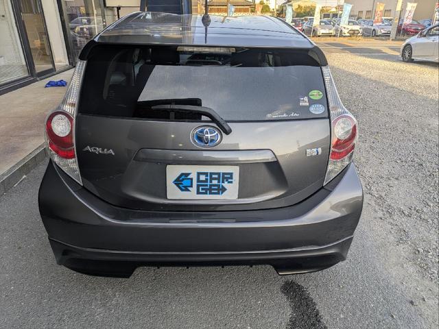 アクア Ｓ　ナビ　ＴＶ　アルミホイール　スマートキー　電動格納ミラー　ＣＶＴ　衝突安全ボディ　ＡＢＳ　ＥＳＣ　Ｂｌｕｅｔｏｏｔｈ　エアコン　パワーステアリング　パワーウィンドウ（15枚目）