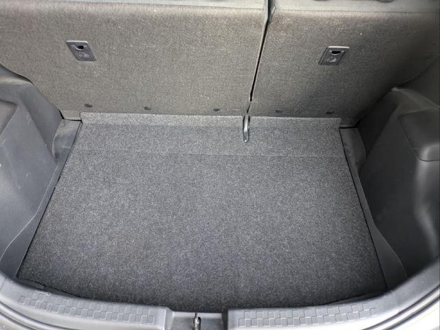 アクア Ｓ　ナビ　ＴＶ　アルミホイール　スマートキー　電動格納ミラー　ＣＶＴ　衝突安全ボディ　ＡＢＳ　ＥＳＣ　Ｂｌｕｅｔｏｏｔｈ　エアコン　パワーステアリング　パワーウィンドウ（19枚目）