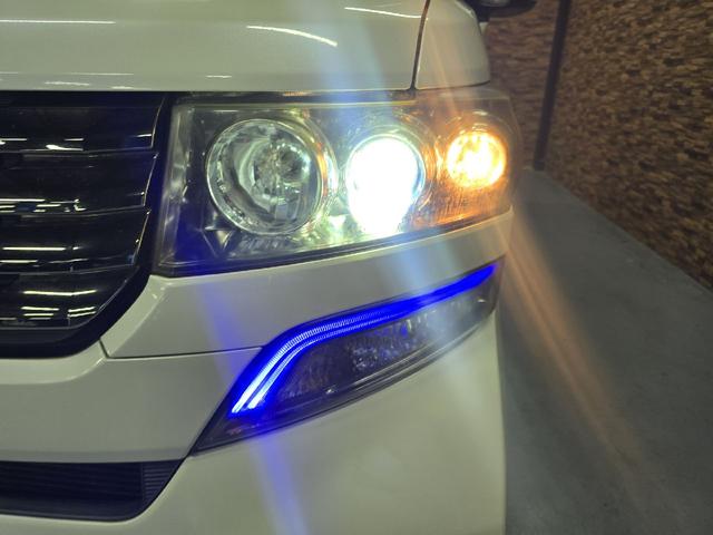 Ｎ－ＢＯＸカスタム Ｇ　ターボＳＳパッケージ　バックカメラ　両側電動スライドドア　ＴＶ　オートクルーズコントロール　衝突被害軽減システム　オートライト　ＨＩＤ　スマートキー　アイドリングストップ　電動格納ミラー　ベンチシート　ＣＶＴ（21枚目）