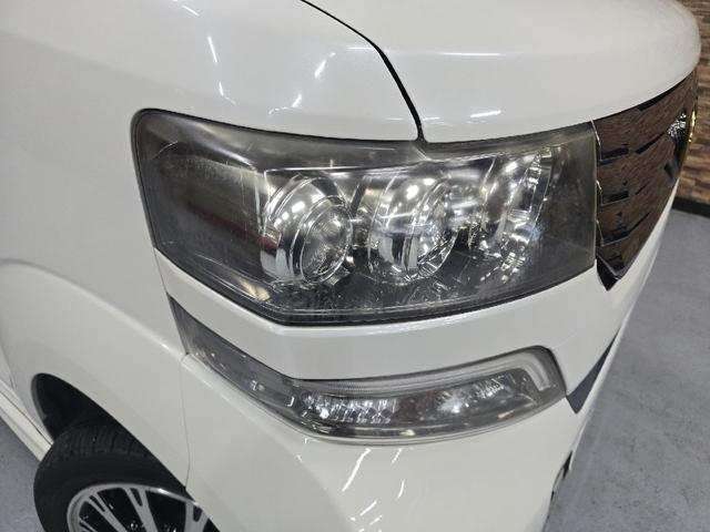 Ｎ－ＢＯＸカスタム Ｇ　ターボＳＳパッケージ　バックカメラ　両側電動スライドドア　ＴＶ　オートクルーズコントロール　衝突被害軽減システム　オートライト　ＨＩＤ　スマートキー　アイドリングストップ　電動格納ミラー　ベンチシート　ＣＶＴ（24枚目）