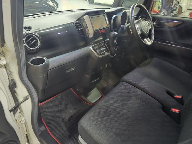 Ｎ－ＢＯＸカスタム Ｇ　ターボＳＳパッケージ　バックカメラ　両側電動スライドドア　ＴＶ　オートクルーズコントロール　衝突被害軽減システム　オートライト　ＨＩＤ　スマートキー　アイドリングストップ　電動格納ミラー　ベンチシート　ＣＶＴ（50枚目）