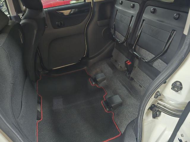 Ｎ－ＢＯＸカスタム Ｇ　ターボＳＳパッケージ　バックカメラ　両側電動スライドドア　ＴＶ　オートクルーズコントロール　衝突被害軽減システム　オートライト　ＨＩＤ　スマートキー　アイドリングストップ　電動格納ミラー　ベンチシート　ＣＶＴ（52枚目）