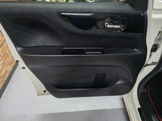 Ｎ－ＢＯＸカスタム Ｇ　ターボＳＳパッケージ　バックカメラ　両側電動スライドドア　ＴＶ　オートクルーズコントロール　衝突被害軽減システム　オートライト　ＨＩＤ　スマートキー　アイドリングストップ　電動格納ミラー　ベンチシート　ＣＶＴ（54枚目）