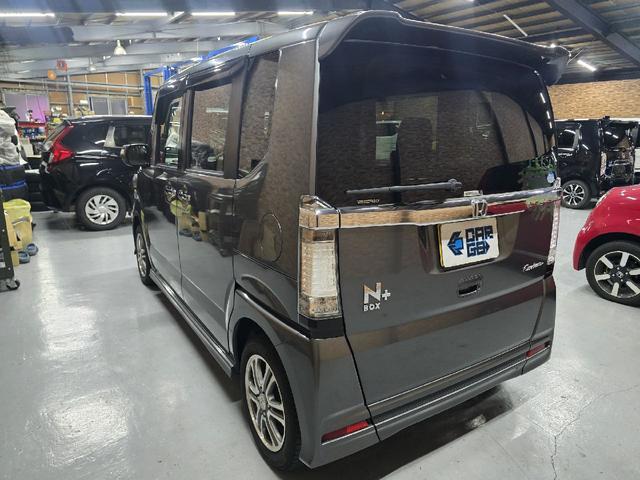 Ｎ－ＢＯＸ＋カスタム Ｇ・ターボパッケージ　バックカメラ　両側電動スライドドア　ＴＶ　オートクルーズコントロール　オートライト　ＨＩＤ　スマートキー　ベンチシート　後席モニター　ＣＶＴ　盗難防止システム　ＡＢＳ　ＥＳＣ　ＣＤ　ＤＶＤ再生　ＵＳＢ（16枚目）