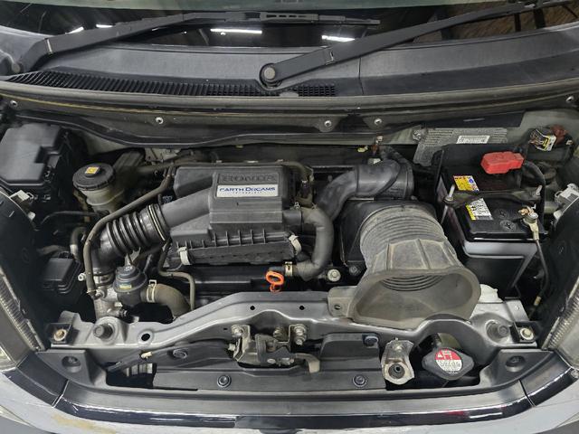 Ｎ－ＢＯＸ＋カスタム Ｇ・ターボパッケージ　バックカメラ　両側電動スライドドア　ＴＶ　オートクルーズコントロール　オートライト　ＨＩＤ　スマートキー　ベンチシート　後席モニター　ＣＶＴ　盗難防止システム　ＡＢＳ　ＥＳＣ　ＣＤ　ＤＶＤ再生　ＵＳＢ（17枚目）