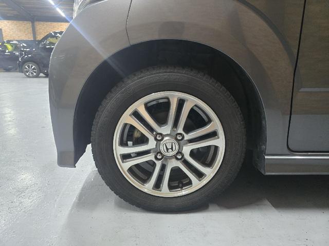 Ｎ－ＢＯＸ＋カスタム Ｇ・ターボパッケージ　バックカメラ　両側電動スライドドア　ＴＶ　オートクルーズコントロール　オートライト　ＨＩＤ　スマートキー　ベンチシート　後席モニター　ＣＶＴ　盗難防止システム　ＡＢＳ　ＥＳＣ　ＣＤ　ＤＶＤ再生　ＵＳＢ（20枚目）