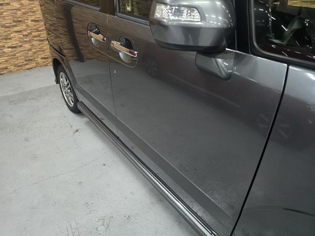 Ｎ－ＢＯＸ＋カスタム Ｇ・ターボパッケージ　バックカメラ　両側電動スライドドア　ＴＶ　オートクルーズコントロール　オートライト　ＨＩＤ　スマートキー　ベンチシート　後席モニター　ＣＶＴ　盗難防止システム　ＡＢＳ　ＥＳＣ　ＣＤ　ＤＶＤ再生　ＵＳＢ（21枚目）