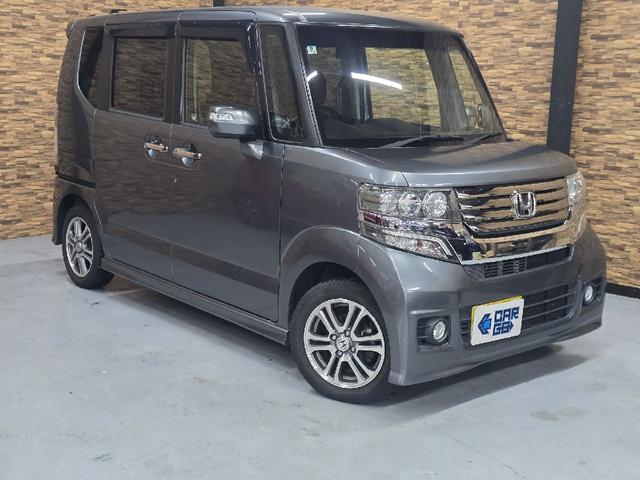 Ｎ－ＢＯＸ＋カスタム Ｇ・ターボパッケージ　バックカメラ　両側電動スライドドア　ＴＶ　オートクルーズコントロール　オートライト　ＨＩＤ　スマートキー　ベンチシート　後席モニター　ＣＶＴ　盗難防止システム　ＡＢＳ　ＥＳＣ　ＣＤ　ＤＶＤ再生　ＵＳＢ（27枚目）