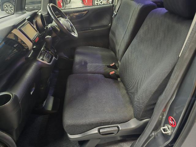 Ｎ－ＢＯＸ＋カスタム Ｇ・ターボパッケージ　バックカメラ　両側電動スライドドア　ＴＶ　オートクルーズコントロール　オートライト　ＨＩＤ　スマートキー　ベンチシート　後席モニター　ＣＶＴ　盗難防止システム　ＡＢＳ　ＥＳＣ　ＣＤ　ＤＶＤ再生　ＵＳＢ（54枚目）