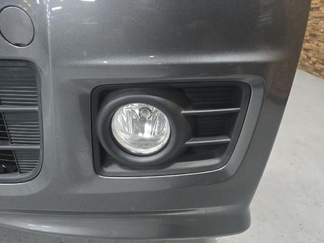 Ｎ－ＢＯＸ＋カスタム Ｇ・ターボパッケージ　バックカメラ　両側電動スライドドア　ＴＶ　オートクルーズコントロール　オートライト　ＨＩＤ　スマートキー　ベンチシート　後席モニター　ＣＶＴ　盗難防止システム　ＡＢＳ　ＥＳＣ　ＣＤ　ＤＶＤ再生　ＵＳＢ（56枚目）