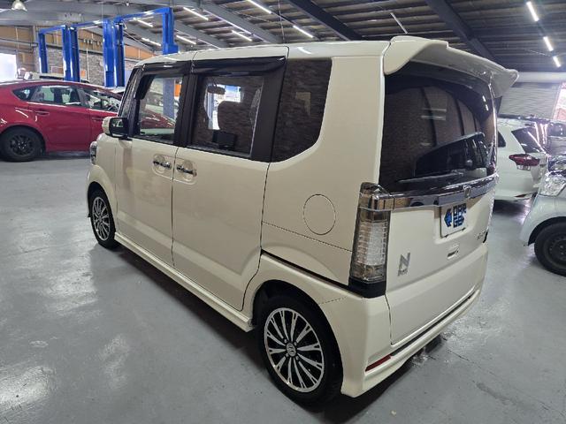 Ｎ－ＢＯＸカスタム Ｇ・ターボＡパッケージ　ワンオーナー　バックカメラ　両側電動スライドドア　ＴＶ　オートクルーズコントロール　衝突被害軽減システム　オートライト　ＨＩＤ　スマートキー　アイドリングストップ　電動格納ミラー　ベンチシート　ＣＶＴ（13枚目）