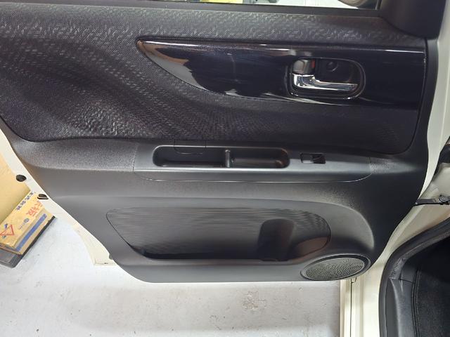 Ｎ－ＢＯＸカスタム Ｇ・ターボＡパッケージ　ワンオーナー　バックカメラ　両側電動スライドドア　ＴＶ　オートクルーズコントロール　衝突被害軽減システム　オートライト　ＨＩＤ　スマートキー　アイドリングストップ　電動格納ミラー　ベンチシート　ＣＶＴ（21枚目）