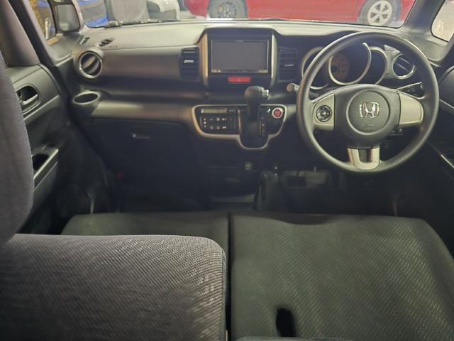 Ｎ－ＢＯＸ Ｇ　ＳＳパッケージ　バックカメラ　両側電動スライドドア　ＴＶ　スマートキー　アイドリングストップ　ベンチシート　ＣＶＴ　盗難防止システム　ＡＢＳ　ＥＳＣ　ＣＤ　ＵＳＢ　ミュージックプレイヤー接続可　Ｂｌｕｅｔｏｏｔｈ（2枚目）