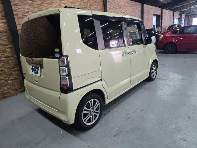 Ｎ－ＢＯＸ Ｇ　ＳＳパッケージ　バックカメラ　両側電動スライドドア　ＴＶ　スマートキー　アイドリングストップ　ベンチシート　ＣＶＴ　盗難防止システム　ＡＢＳ　ＥＳＣ　ＣＤ　ＵＳＢ　ミュージックプレイヤー接続可　Ｂｌｕｅｔｏｏｔｈ（16枚目）