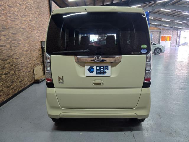 Ｎ－ＢＯＸ Ｇ　ＳＳパッケージ　バックカメラ　両側電動スライドドア　ＴＶ　スマートキー　アイドリングストップ　ベンチシート　ＣＶＴ　盗難防止システム　ＡＢＳ　ＥＳＣ　ＣＤ　ＵＳＢ　ミュージックプレイヤー接続可　Ｂｌｕｅｔｏｏｔｈ（17枚目）