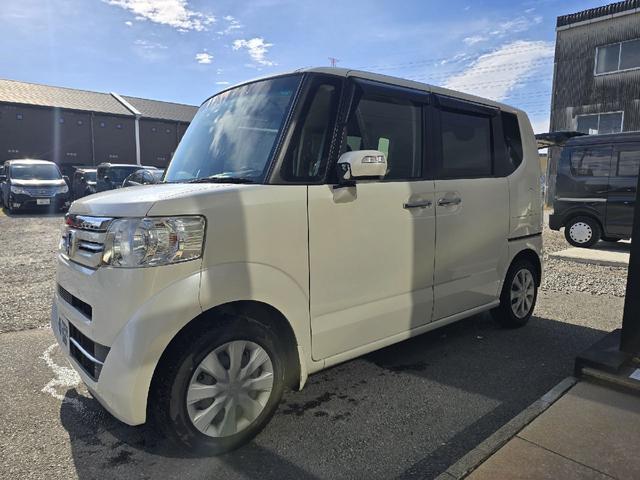 Ｎ－ＢＯＸ Ｇ　ＳＳパッケージ　ＥＴＣ　バックカメラ　両側電動スライドドア　ナビ　ＴＶ　オートライト　ＨＩＤ　スマートキー　アイドリングストップ　電動格納ミラー　シートヒーター　ベンチシート　ＣＶＴ　盗難防止システム　ＡＢＳ　ＥＳＣ（14枚目）