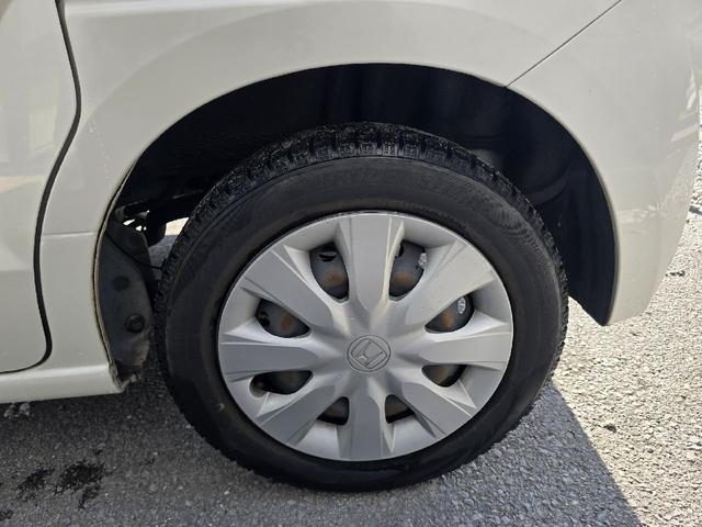 Ｎ－ＢＯＸ Ｇ　ＳＳパッケージ　ＥＴＣ　バックカメラ　両側電動スライドドア　ナビ　ＴＶ　オートライト　ＨＩＤ　スマートキー　アイドリングストップ　電動格納ミラー　シートヒーター　ベンチシート　ＣＶＴ　盗難防止システム　ＡＢＳ　ＥＳＣ（22枚目）