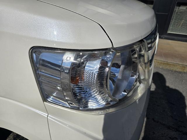 Ｎ－ＢＯＸ Ｇ　ＳＳパッケージ　ＥＴＣ　バックカメラ　両側電動スライドドア　ナビ　ＴＶ　オートライト　ＨＩＤ　スマートキー　アイドリングストップ　電動格納ミラー　シートヒーター　ベンチシート　ＣＶＴ　盗難防止システム　ＡＢＳ　ＥＳＣ（25枚目）