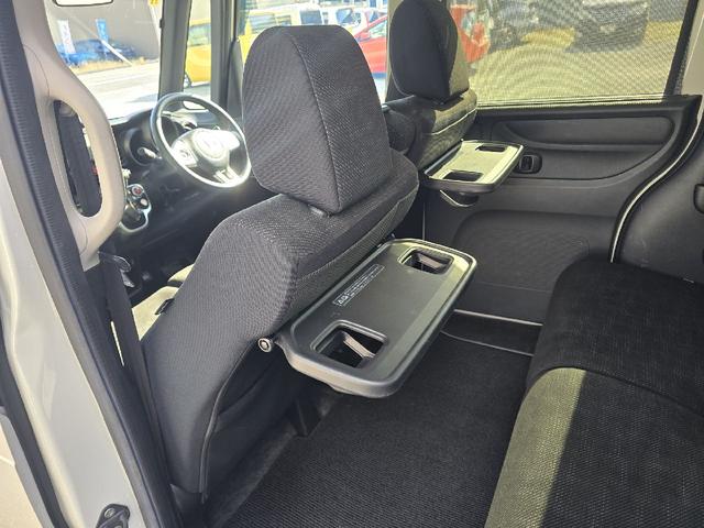 Ｎ－ＢＯＸ Ｇ　ＳＳパッケージ　ＥＴＣ　バックカメラ　両側電動スライドドア　ナビ　ＴＶ　オートライト　ＨＩＤ　スマートキー　アイドリングストップ　電動格納ミラー　シートヒーター　ベンチシート　ＣＶＴ　盗難防止システム　ＡＢＳ　ＥＳＣ（26枚目）