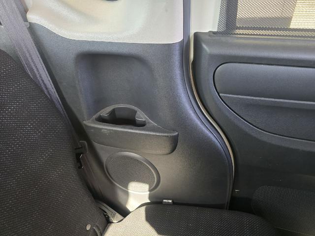 Ｎ－ＢＯＸ Ｇ　ＳＳパッケージ　ＥＴＣ　バックカメラ　両側電動スライドドア　ナビ　ＴＶ　オートライト　ＨＩＤ　スマートキー　アイドリングストップ　電動格納ミラー　シートヒーター　ベンチシート　ＣＶＴ　盗難防止システム　ＡＢＳ　ＥＳＣ（50枚目）