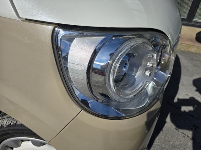 ムーヴキャンバス Ｇメイクアップ　ＳＡＩＩ　両側電動スライドドア　ＴＶ　衝突被害軽減システム　オートライト　ＬＥＤヘッドランプ　スマートキー　アイドリングストップ　電動格納ミラー　ベンチシート　ＣＶＴ　盗難防止システム　ＡＢＳ　ＥＳＣ　ＵＳＢ（43枚目）