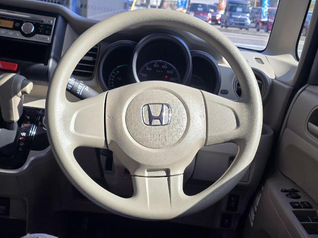 Ｎ－ＢＯＸ Ｇ　両側スライドドア　スマートキー　アイドリングストップ　電動格納ミラー　ベンチシート　ＣＶＴ　盗難防止システム　ＡＢＳ　ＥＳＣ　ＣＤ　ミュージックプレイヤー接続可　チップアップシート　衝突安全ボディ（3枚目）