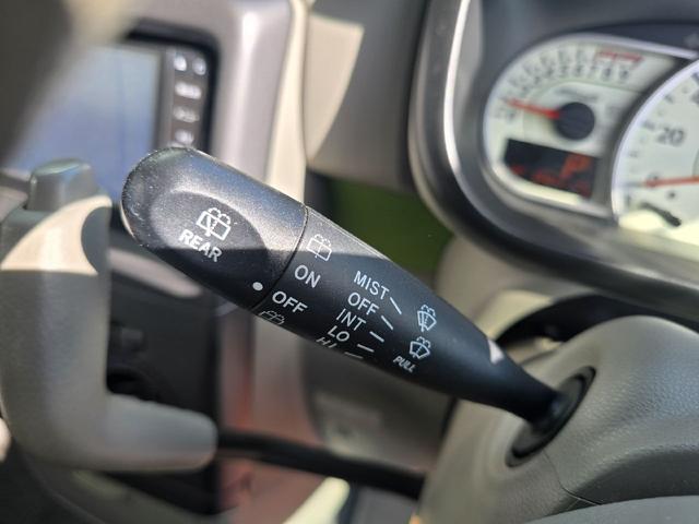 ムーヴコンテ Ｌ　ナビ　ＴＶ　キーレスエントリー　アイドリングストップ　電動格納ミラー　ベンチシート　ＣＶＴ　盗難防止システム　ＡＢＳ　ＣＤ　ＤＶＤ再生　ＵＳＢ　ミュージックプレイヤー接続可　Ｂｌｕｅｔｏｏｔｈ（8枚目）