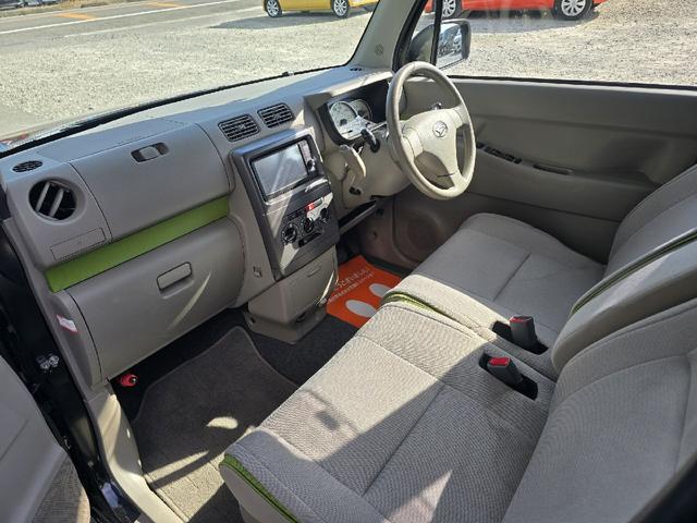 ムーヴコンテ Ｌ　ナビ　ＴＶ　キーレスエントリー　アイドリングストップ　電動格納ミラー　ベンチシート　ＣＶＴ　盗難防止システム　ＡＢＳ　ＣＤ　ＤＶＤ再生　ＵＳＢ　ミュージックプレイヤー接続可　Ｂｌｕｅｔｏｏｔｈ（23枚目）