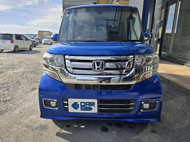 Ｎ－ＢＯＸカスタム Ｇ・ターボＬパッケージ　バックカメラ　両側電動スライドドア　ＴＶ　オートクルーズコントロール　オートライト　ＨＩＤ　スマートキー　アイドリングストップ　電動格納ミラー　ベンチシート　ＣＶＴ　盗難防止システム　ＡＢＳ　ＥＳＣ（12枚目）