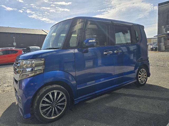 Ｎ－ＢＯＸカスタム Ｇ・ターボＬパッケージ　バックカメラ　両側電動スライドドア　ＴＶ　オートクルーズコントロール　オートライト　ＨＩＤ　スマートキー　アイドリングストップ　電動格納ミラー　ベンチシート　ＣＶＴ　盗難防止システム　ＡＢＳ　ＥＳＣ（14枚目）