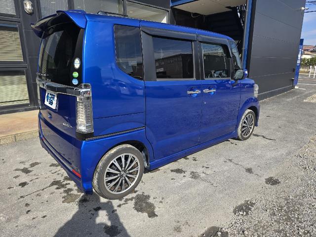 Ｎ－ＢＯＸカスタム Ｇ・ターボＬパッケージ　バックカメラ　両側電動スライドドア　ＴＶ　オートクルーズコントロール　オートライト　ＨＩＤ　スマートキー　アイドリングストップ　電動格納ミラー　ベンチシート　ＣＶＴ　盗難防止システム　ＡＢＳ　ＥＳＣ（17枚目）