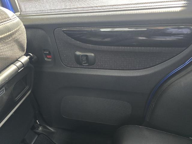 Ｎ－ＢＯＸカスタム Ｇ・ターボＬパッケージ　バックカメラ　両側電動スライドドア　ＴＶ　オートクルーズコントロール　オートライト　ＨＩＤ　スマートキー　アイドリングストップ　電動格納ミラー　ベンチシート　ＣＶＴ　盗難防止システム　ＡＢＳ　ＥＳＣ（37枚目）