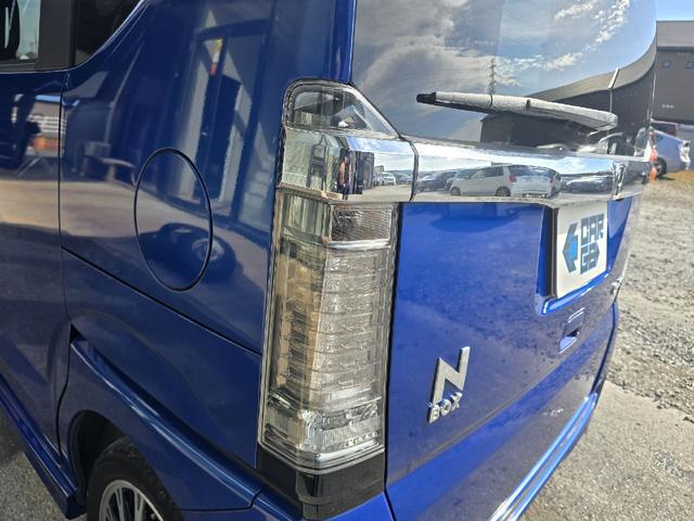 Ｎ－ＢＯＸカスタム Ｇ・ターボＬパッケージ　バックカメラ　両側電動スライドドア　ＴＶ　オートクルーズコントロール　オートライト　ＨＩＤ　スマートキー　アイドリングストップ　電動格納ミラー　ベンチシート　ＣＶＴ　盗難防止システム　ＡＢＳ　ＥＳＣ（53枚目）