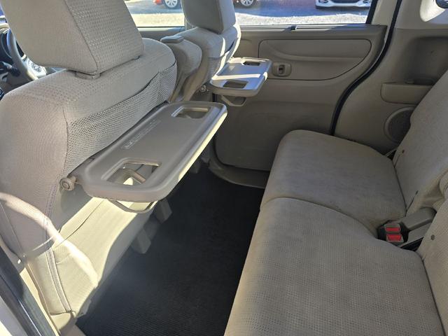 Ｎ－ＢＯＸ Ｇ・Ｌパッケージ　両側スライド・片側電動　ＴＶ　衝突被害軽減システム　スマートキー　アイドリングストップ　電動格納ミラー　ベンチシート　ＣＶＴ　盗難防止システム　ＡＢＳ　ＥＳＣ　ＣＤ　ＵＳＢ　衝突安全ボディ　エアコン（45枚目）