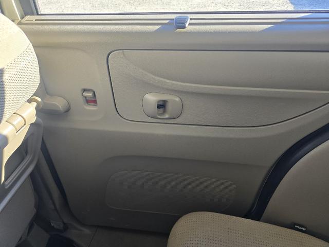 Ｎ－ＢＯＸ Ｇ・Ｌパッケージ　両側スライド・片側電動　ＴＶ　衝突被害軽減システム　スマートキー　アイドリングストップ　電動格納ミラー　ベンチシート　ＣＶＴ　盗難防止システム　ＡＢＳ　ＥＳＣ　ＣＤ　ＵＳＢ　衝突安全ボディ　エアコン（55枚目）