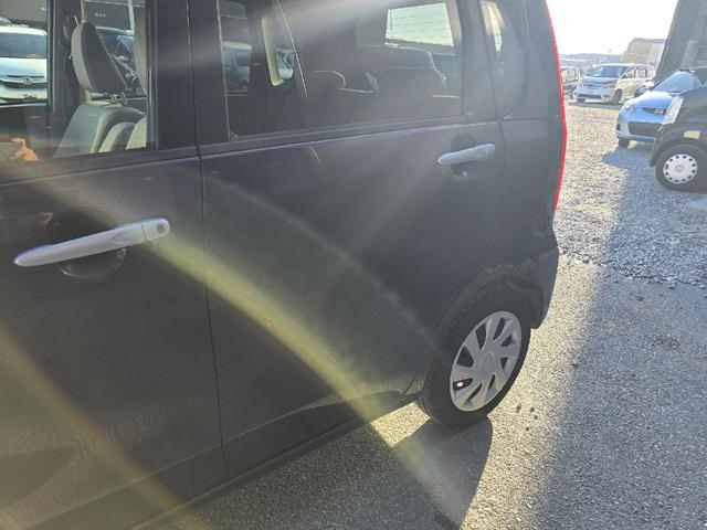 ムーヴ Ｘ　ＳＡ　ナビ　ＴＶ　衝突被害軽減システム　オートライト　スマートキー　アイドリングストップ　ベンチシート　ＣＶＴ　盗難防止システム　ＡＢＳ　ＥＳＣ　衝突安全ボディ　エアコン　パワーステアリング（25枚目）