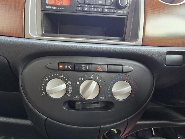ミラジーノ 　電動格納ミラー　ＡＴ　ＣＤ　アルミホイール　エアコン　パワーウィンドウ（5枚目）