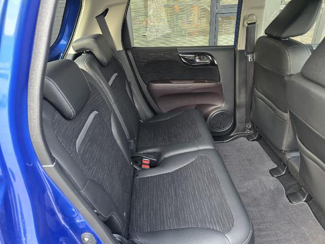 Ｎ－ＯＮＥ プレミアム　バックカメラ　ナビ　ＴＶ　衝突被害軽減システム　オートライト　ＨＩＤ　スマートキー　アイドリングストップ　ベンチシート　ＣＶＴ　盗難防止システム　ＡＢＳ　ＥＳＣ　チップアップシート（42枚目）