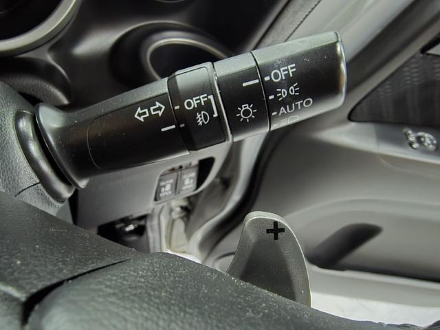 Ｎ－ＢＯＸカスタム Ｇ　ターボＳＳパッケージ　バックカメラ　両側電動スライドドア　ＴＶ　オートクルーズコントロール　オートライト　ＨＩＤ　スマートキー　アイドリングストップ　電動格納ミラー　ベンチシート　ＣＶＴ　盗難防止システム　ＡＢＳ　ＥＳＣ（11枚目）