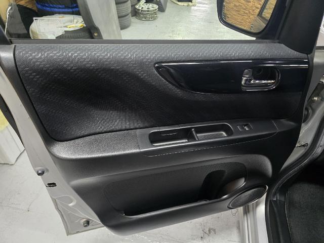 Ｎ－ＢＯＸカスタム Ｇ　ターボＳＳパッケージ　バックカメラ　両側電動スライドドア　ＴＶ　オートクルーズコントロール　オートライト　ＨＩＤ　スマートキー　アイドリングストップ　電動格納ミラー　ベンチシート　ＣＶＴ　盗難防止システム　ＡＢＳ　ＥＳＣ（22枚目）