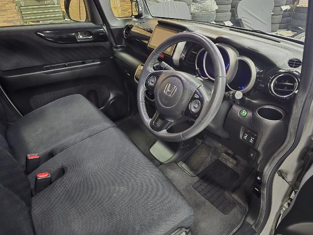 Ｎ－ＢＯＸカスタム Ｇ　ターボＳＳパッケージ　バックカメラ　両側電動スライドドア　ＴＶ　オートクルーズコントロール　オートライト　ＨＩＤ　スマートキー　アイドリングストップ　電動格納ミラー　ベンチシート　ＣＶＴ　盗難防止システム　ＡＢＳ　ＥＳＣ（45枚目）