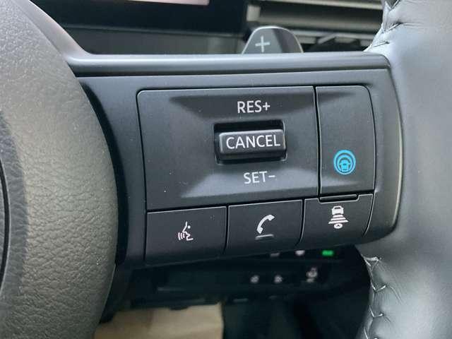 セレナ 2.0 ハイウェイスターV 雹害車 メ-カ-純正ナビTV プロパイロット レーダークルコン レーンアシスト LEDランプ 盗難防止システム ETC装備 カーテンエアバッグ アルミホイール キーフリー メモリ-ナビ ナビTV エアコン ドラレコ ワンセグTV バックカメラ(8枚目)